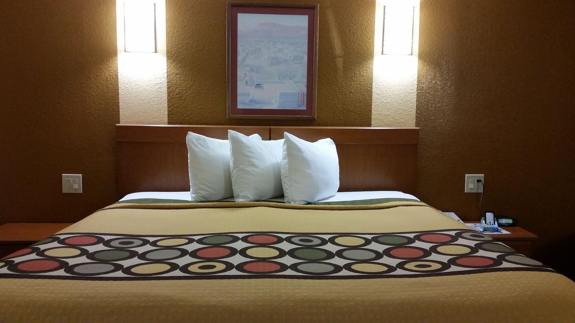 Super 8 By Wyndham Waco/Mall Area Tx Εξωτερικό φωτογραφία