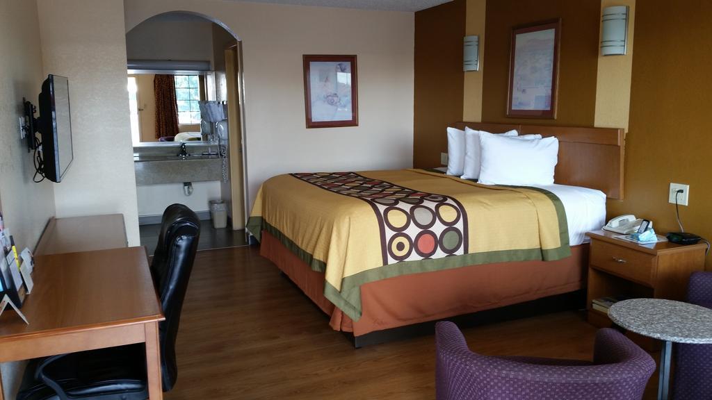 Super 8 By Wyndham Waco/Mall Area Tx Εξωτερικό φωτογραφία